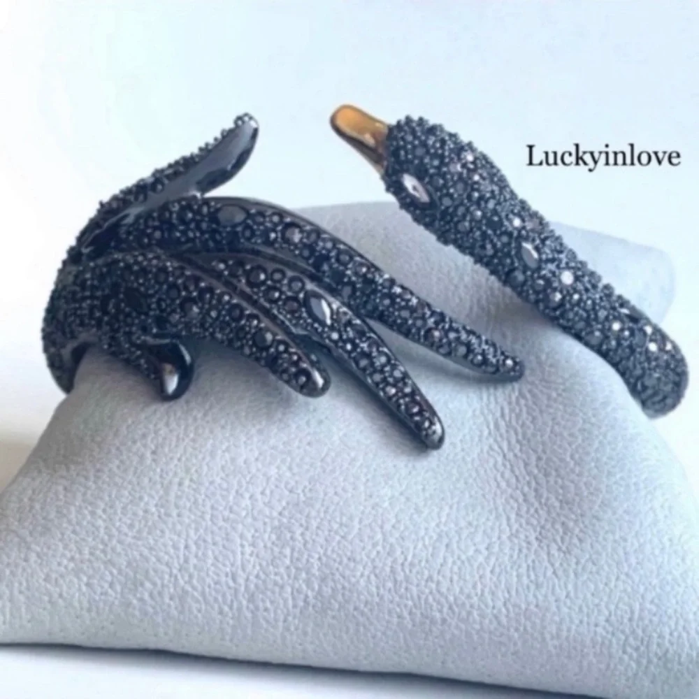 ALEXIS BITTAR • NEW Rare Black Crystal Swan Gold
Hinged Bypass Bangle Bracelet - Picture 4 of 7